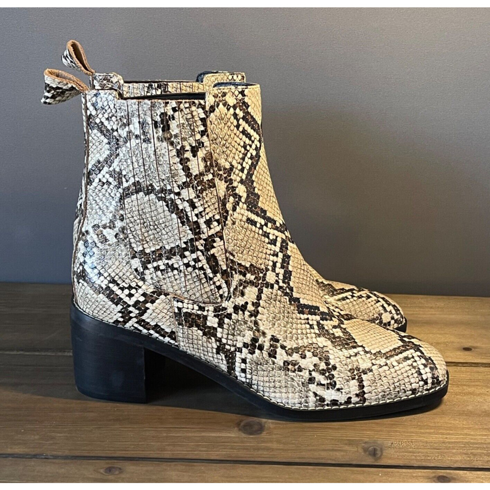 Nordstrom Women's Hazina Chelsea Boots Size 7.5 Leather Snakeskin Pattern
